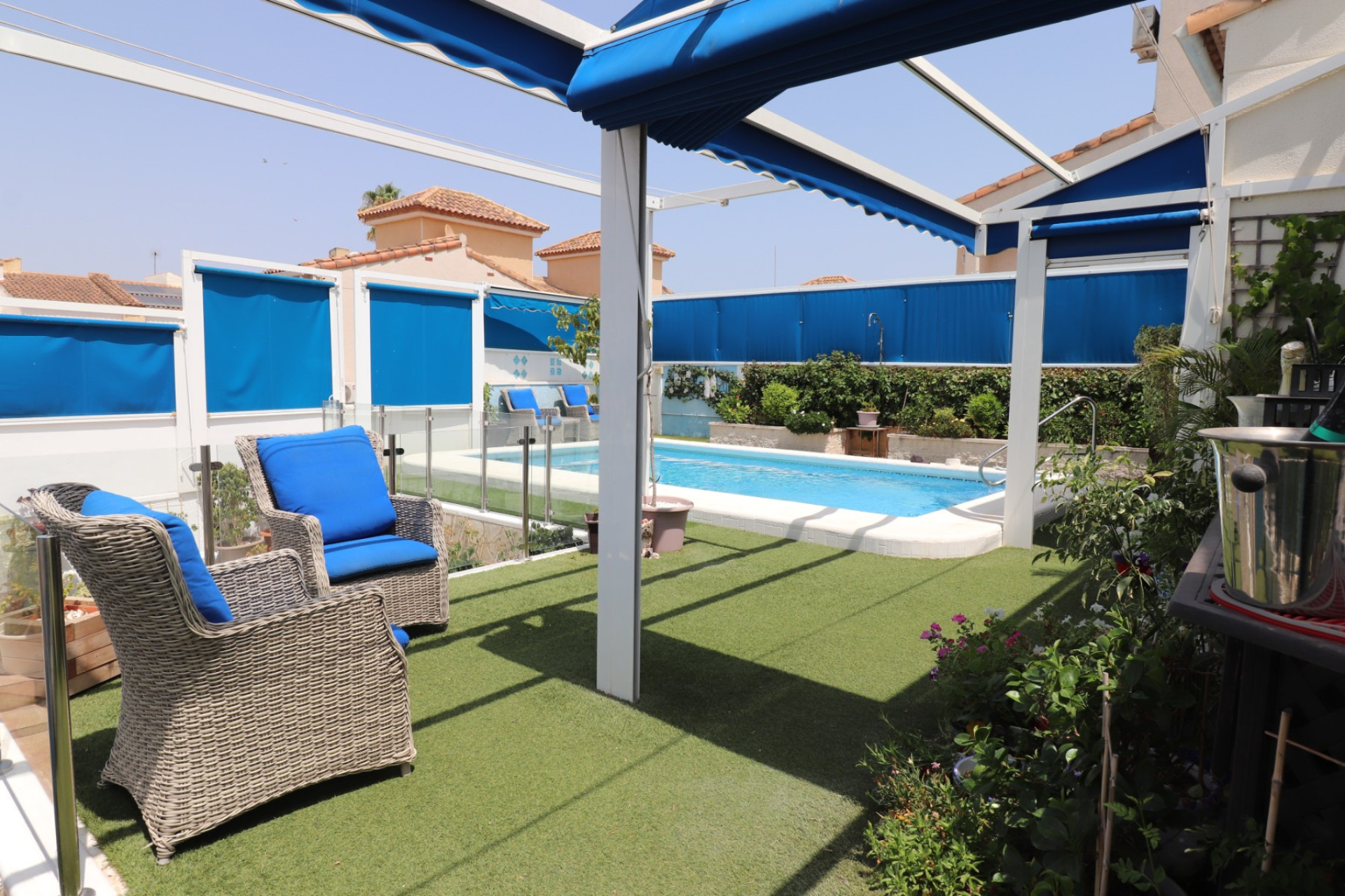 Herverkoop - Detached Villa - Algorfa - Montebello
