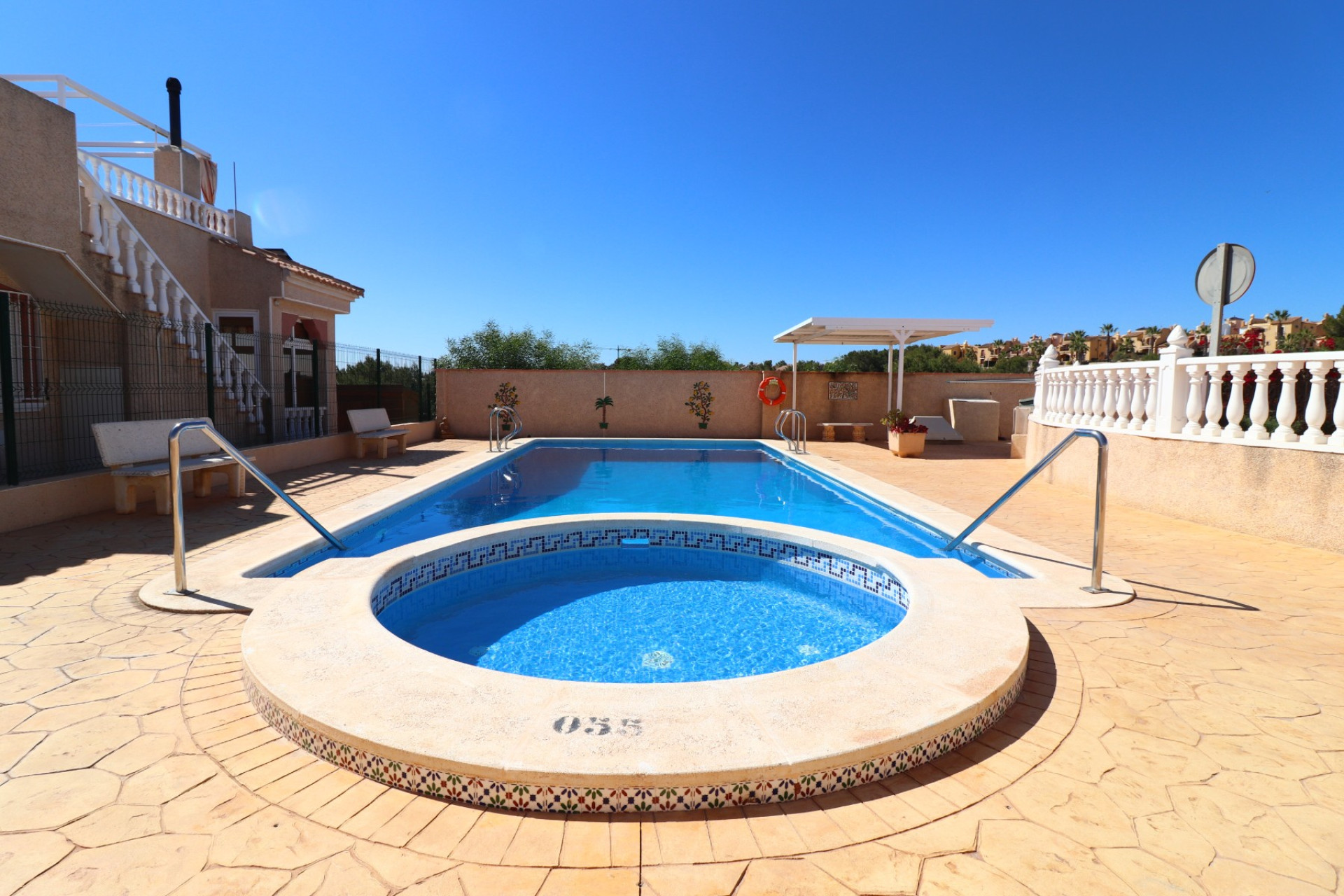 Herverkoop - Detached Villa - Algorfa - Montemar