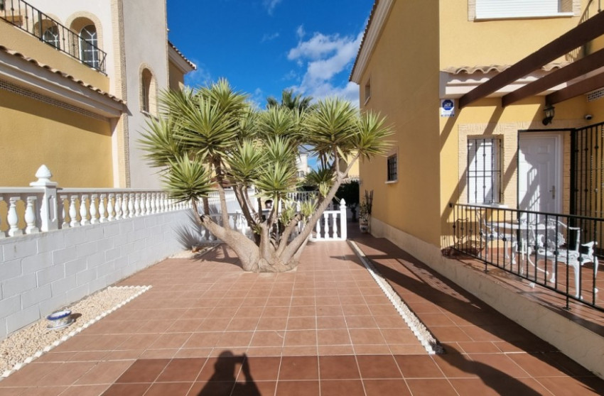 Herverkoop - Detached Villa - Algorfa