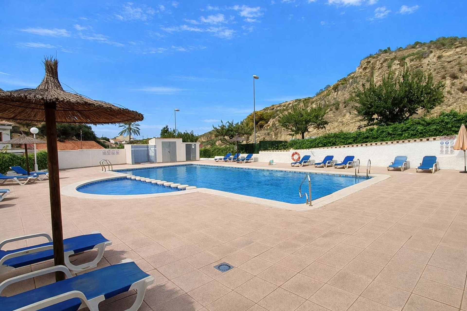 Herverkoop - Detached Villa - Benimar - Benimar II