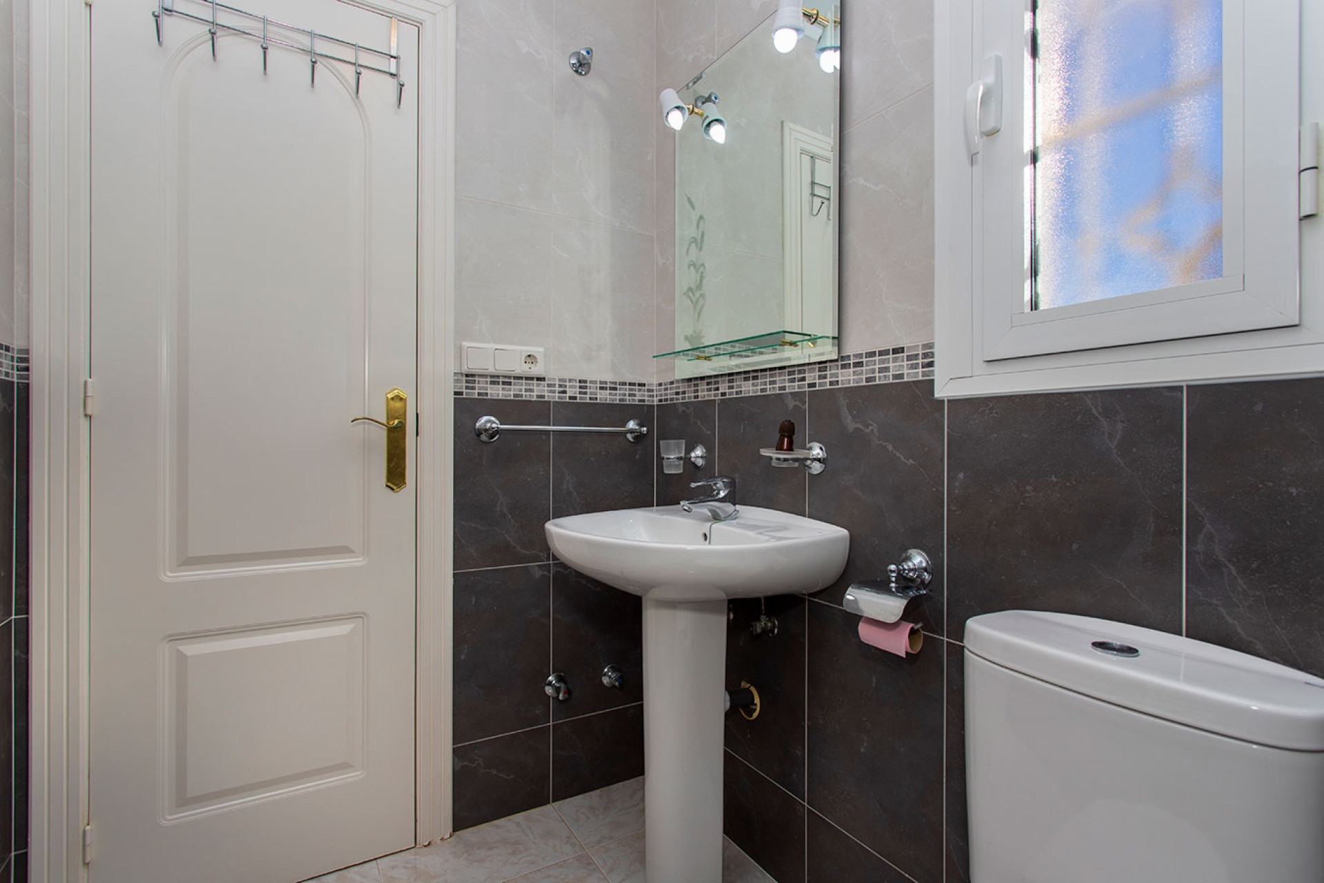 Herverkoop - Detached Villa - Benimar - Rojales Hills