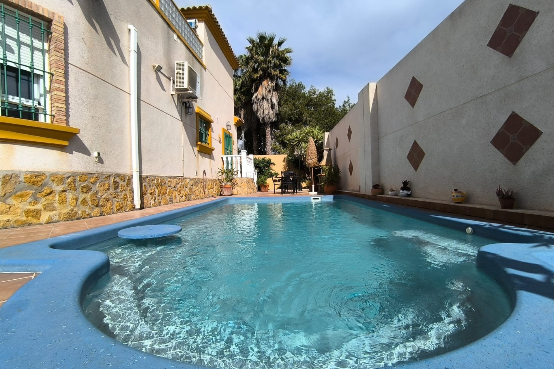 Herverkoop - Detached Villa - Guardamar del Segura - El Raso