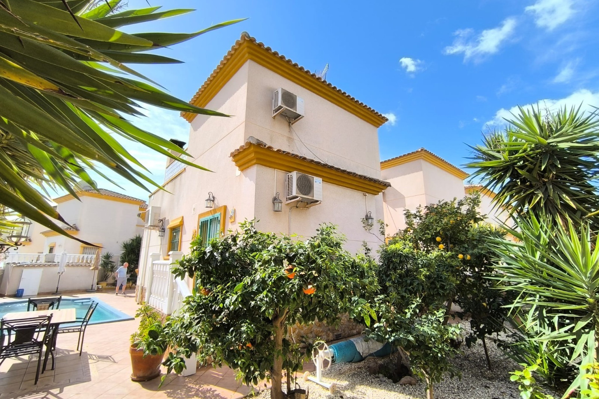 Herverkoop - Detached Villa - Guardamar del Segura - El Raso