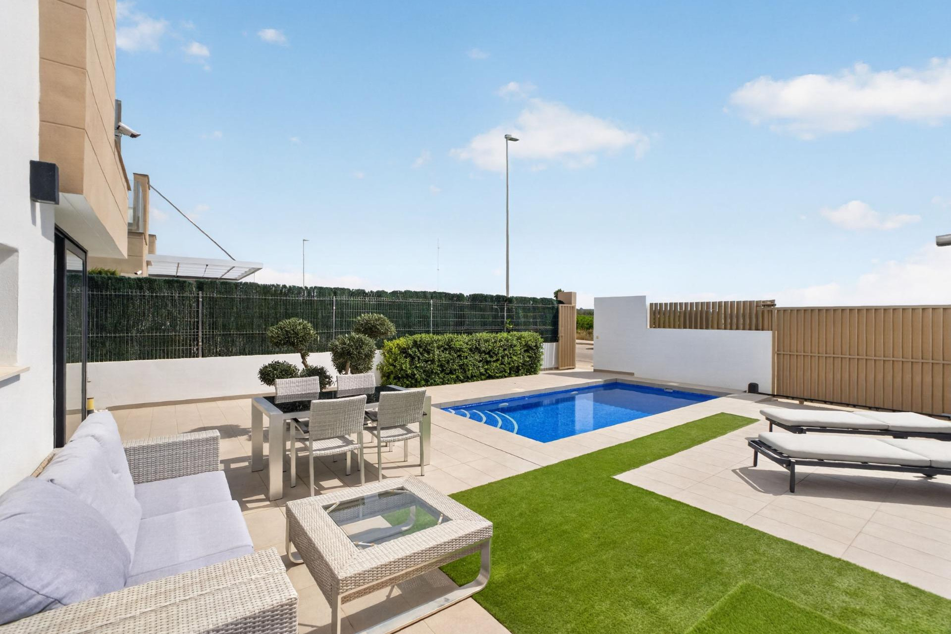 Herverkoop - Detached Villa - Guardamar del Segura - El Raso