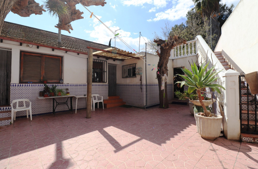 Herverkoop - Detached Villa - Heredades - Heredades - Village