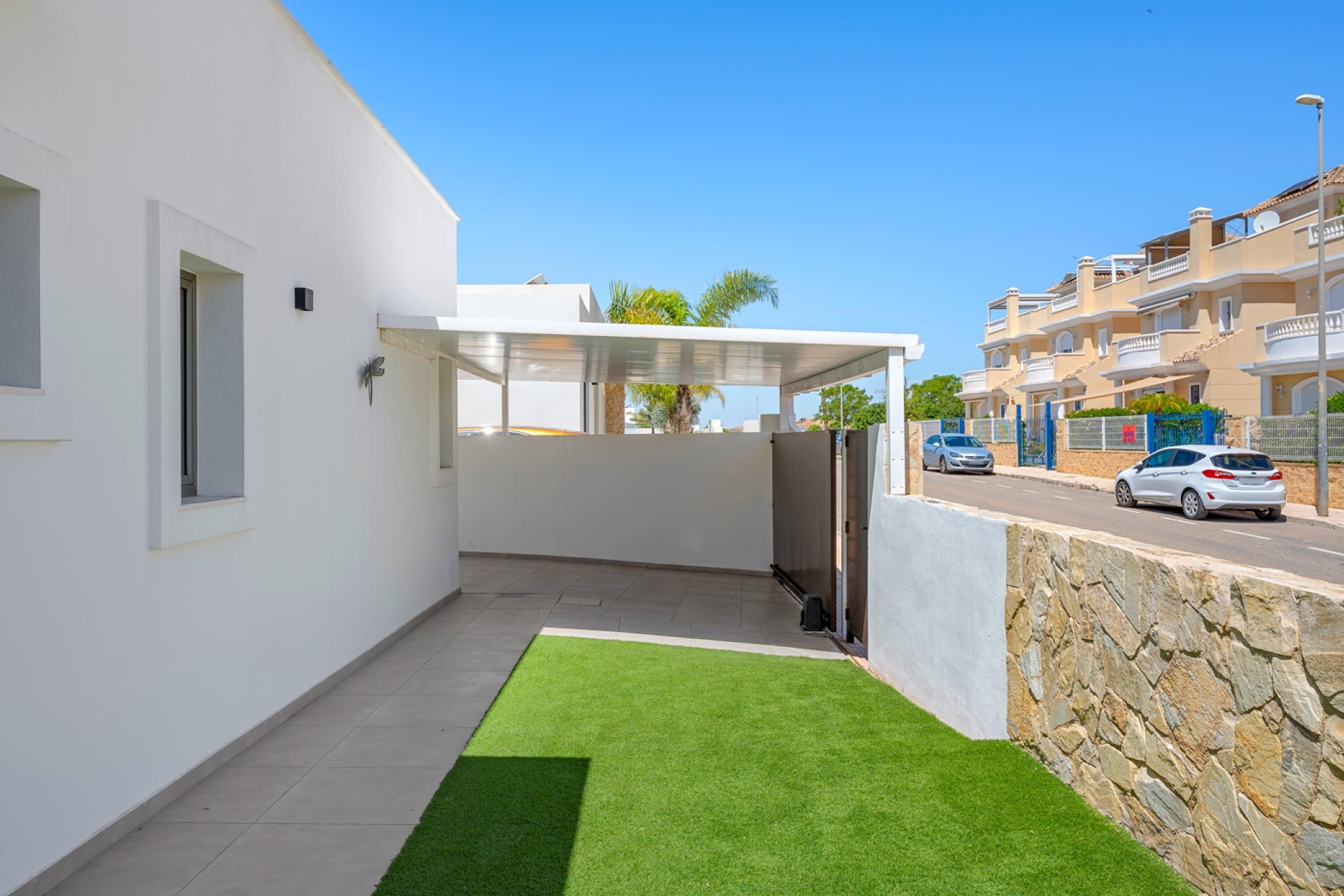 Herverkoop - Detached Villa - La Marina - La Marina - Urbanization