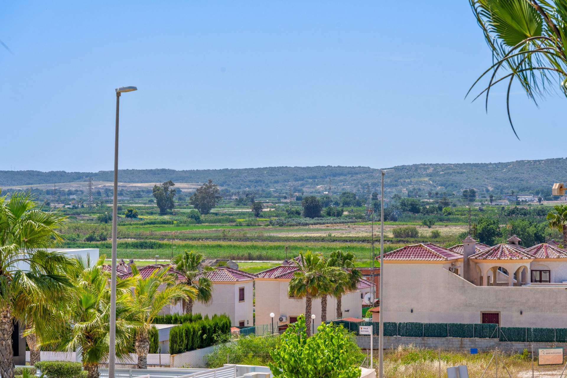 Herverkoop - Detached Villa - La Marina - La Marina - Urbanization