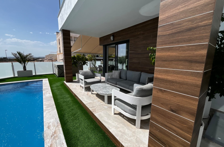 Herverkoop - Detached Villa - Los Montesinos - Entre Naranjos / Vistabella Golf