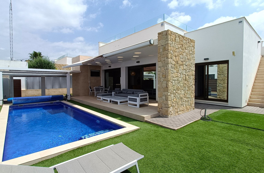 Herverkoop - Detached Villa - Los Montesinos - Entre Naranjos / Vistabella Golf