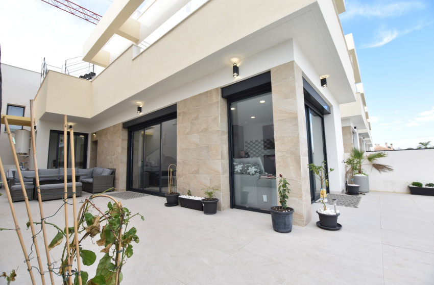 Herverkoop - Detached Villa - Los Montesinos - La Herrada