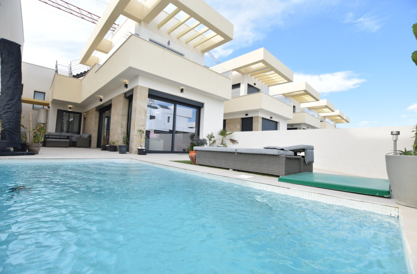Herverkoop - Detached Villa - Los Montesinos - La Herrada