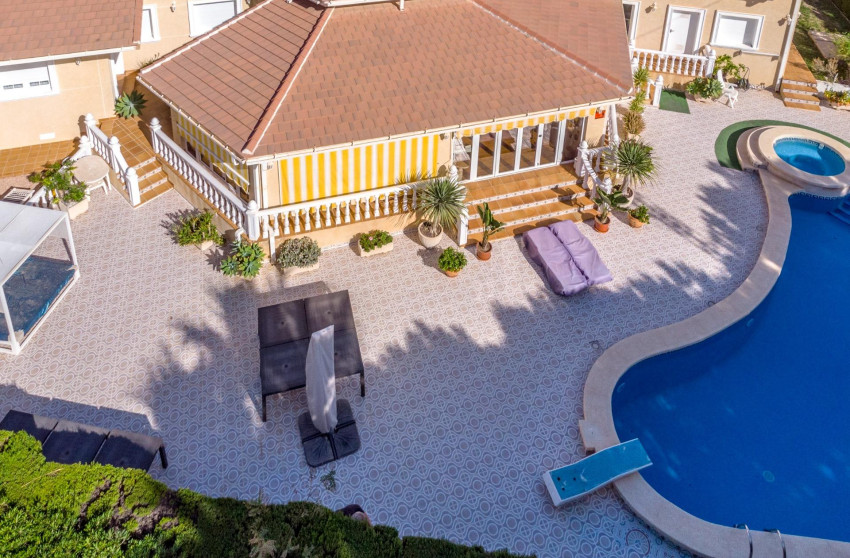 Herverkoop - Detached Villa - Orihuela Costa - Cabo Roig