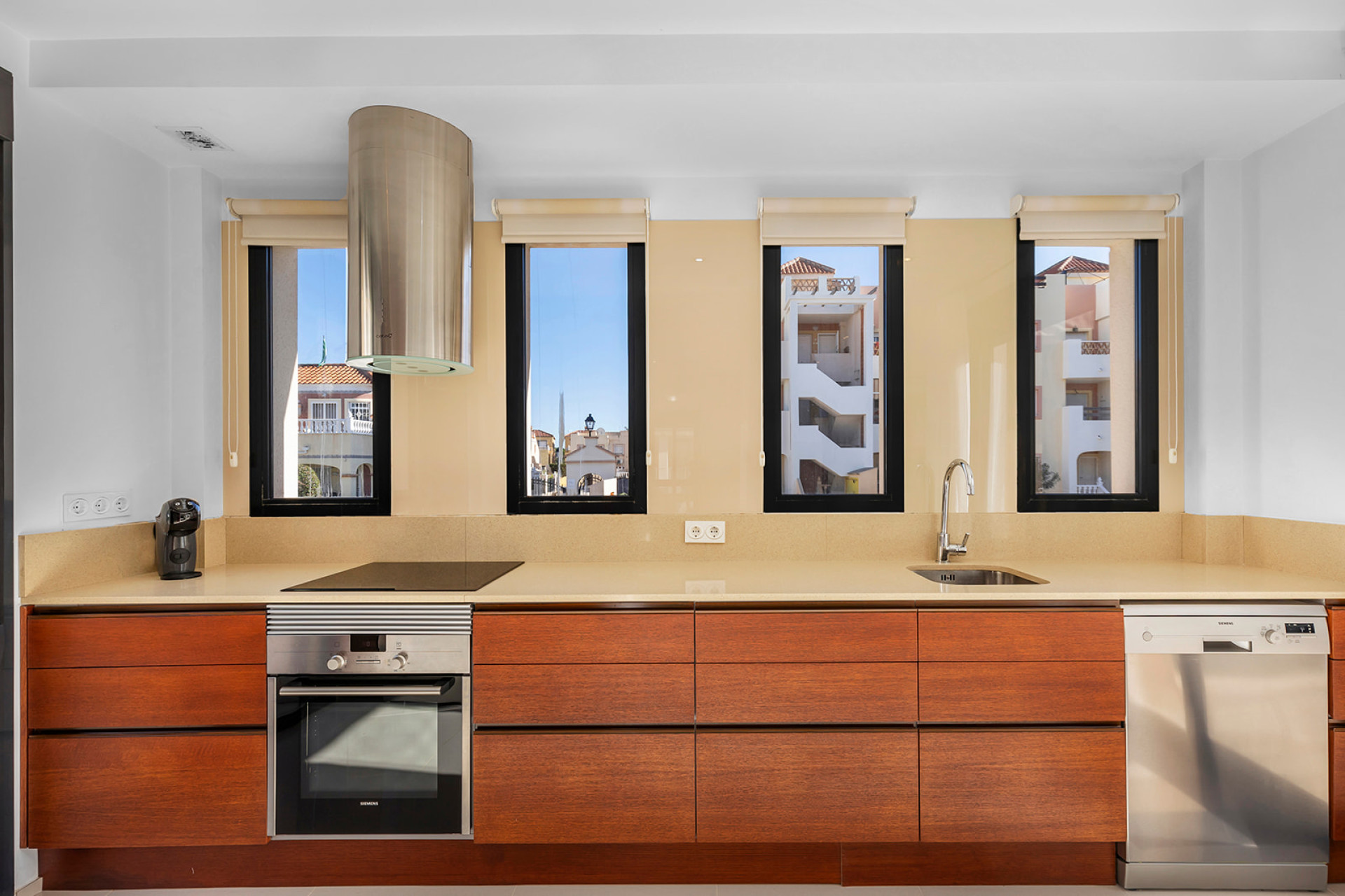 Herverkoop - Detached Villa - Orihuela Costa - La Zenia