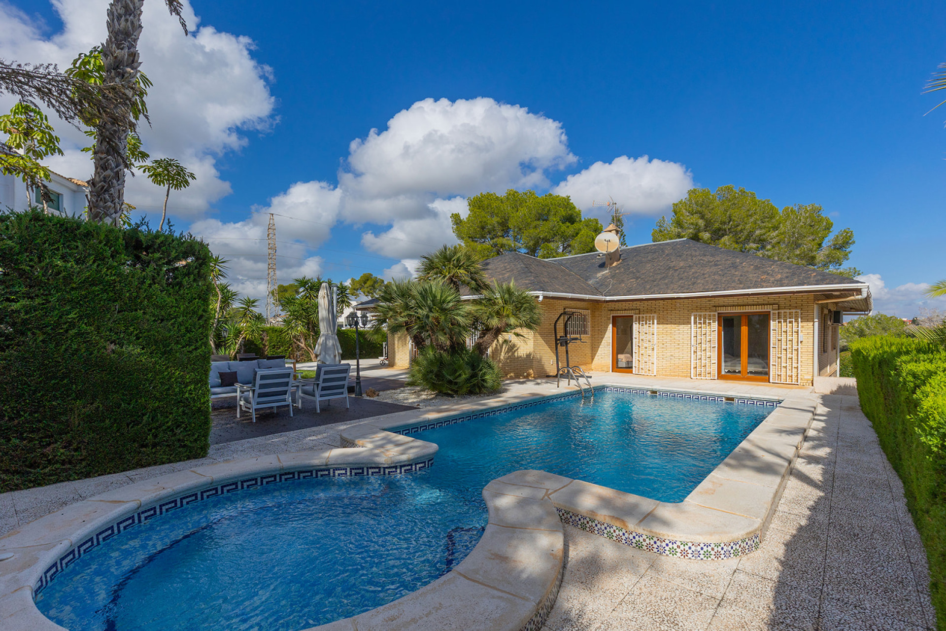 Herverkoop - Detached Villa - Orihuela Costa - Las Filipinas