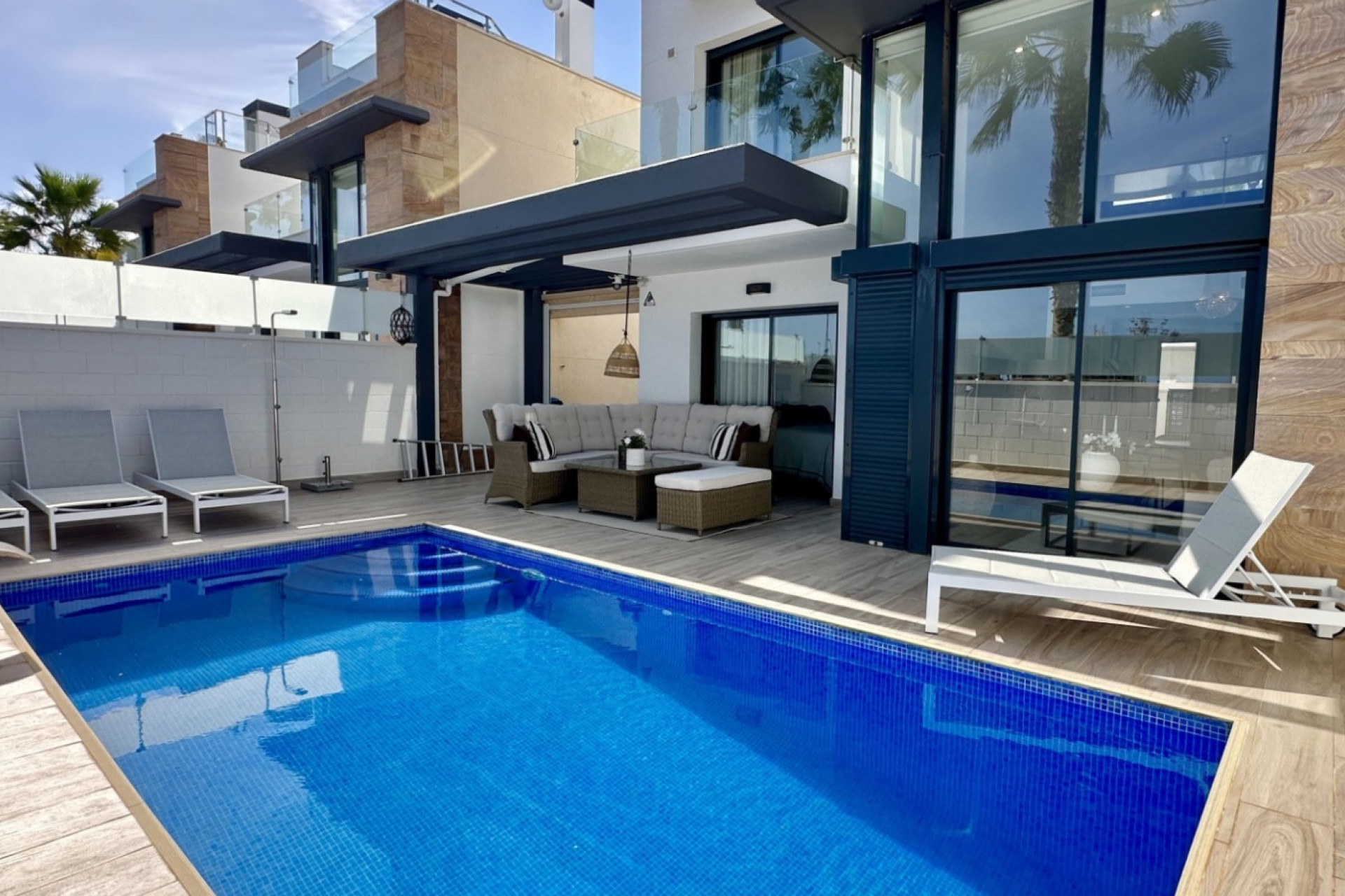 Herverkoop - Detached Villa - Orihuela Costa - Lomas de Cabo Roig