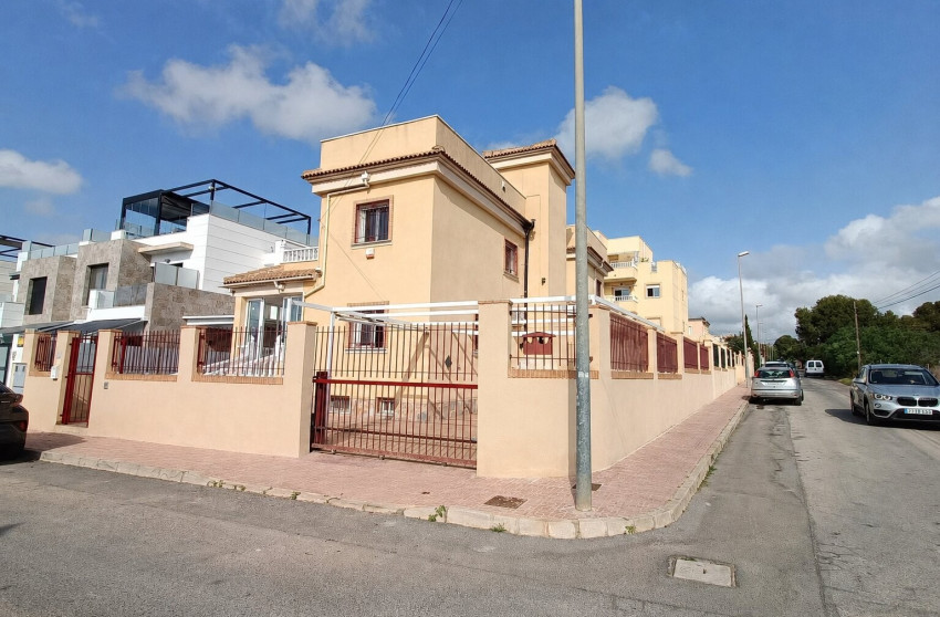 Herverkoop - Detached Villa - Orihuela Costa - Lomas de Don Juan