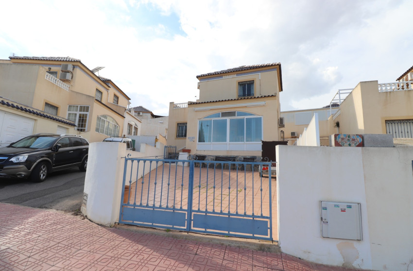 Herverkoop - Detached Villa - Orihuela Costa - Los Balcones