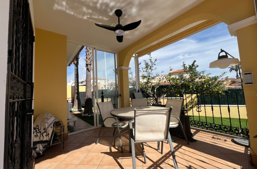 Herverkoop - Detached Villa - Orihuela Costa - Los Dolses