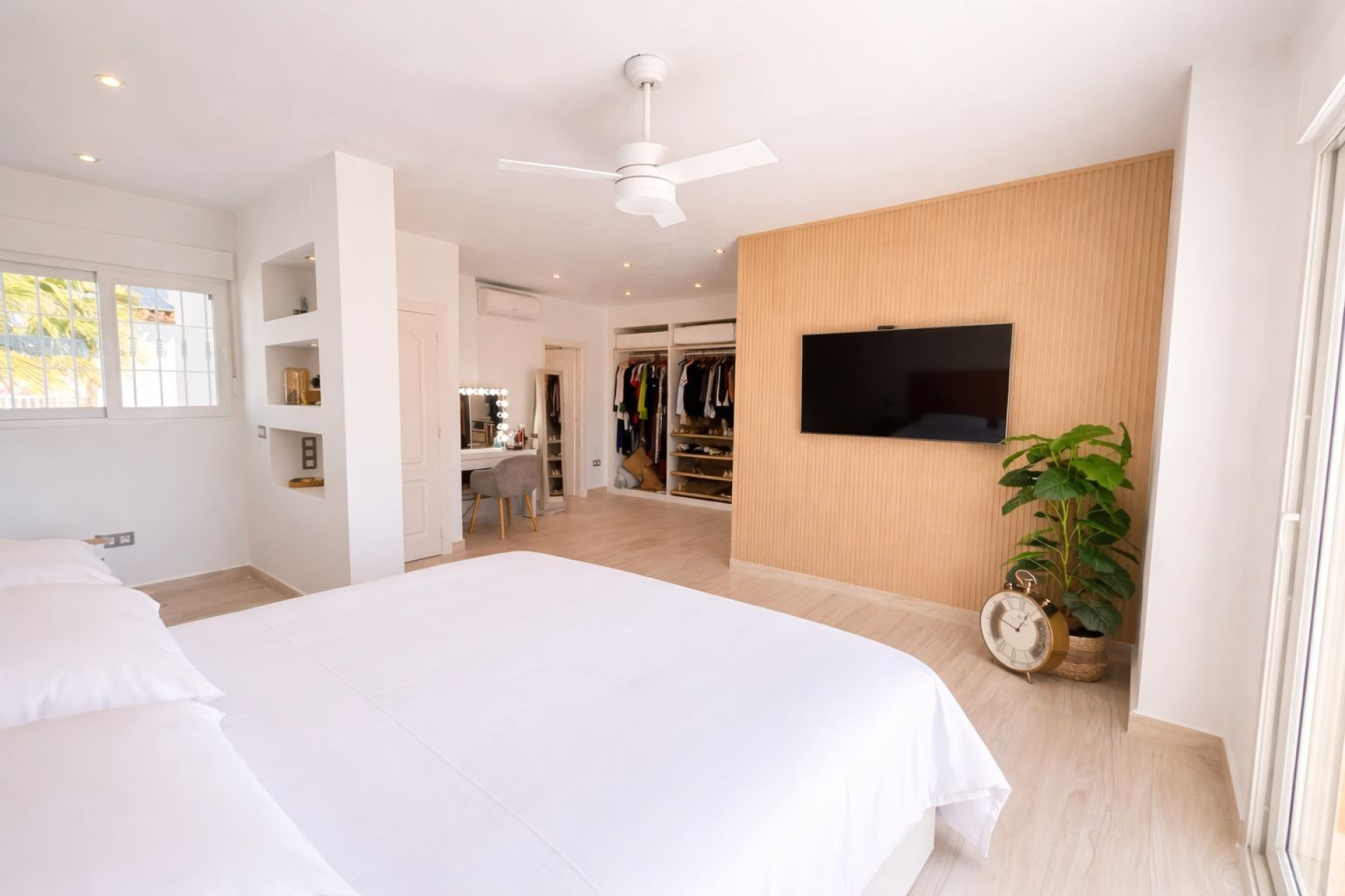 Herverkoop - Detached Villa - Orihuela Costa - Los Dolses