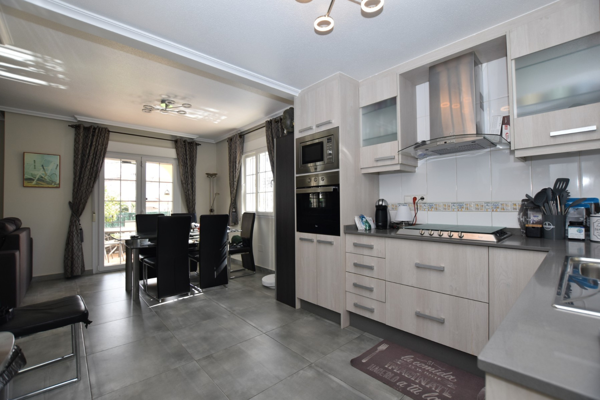 Herverkoop - Detached Villa - Orihuela Costa - Los Dolses
