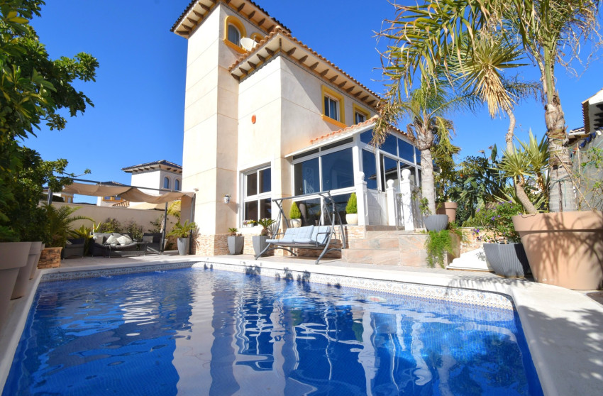 Herverkoop - Detached Villa - Orihuela Costa - Playa Flamenca