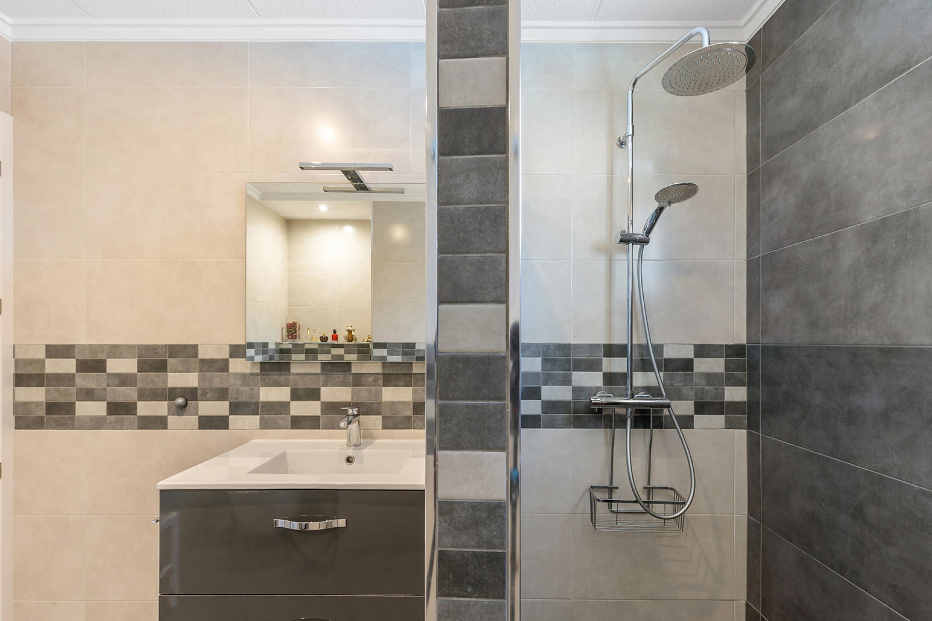 Herverkoop - Detached Villa - Orihuela Costa - Punta Prima