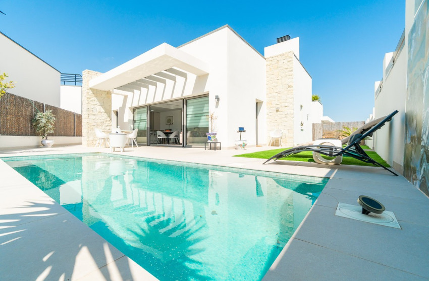 Herverkoop - Detached Villa - Orihuela Costa - Villamartin Golf