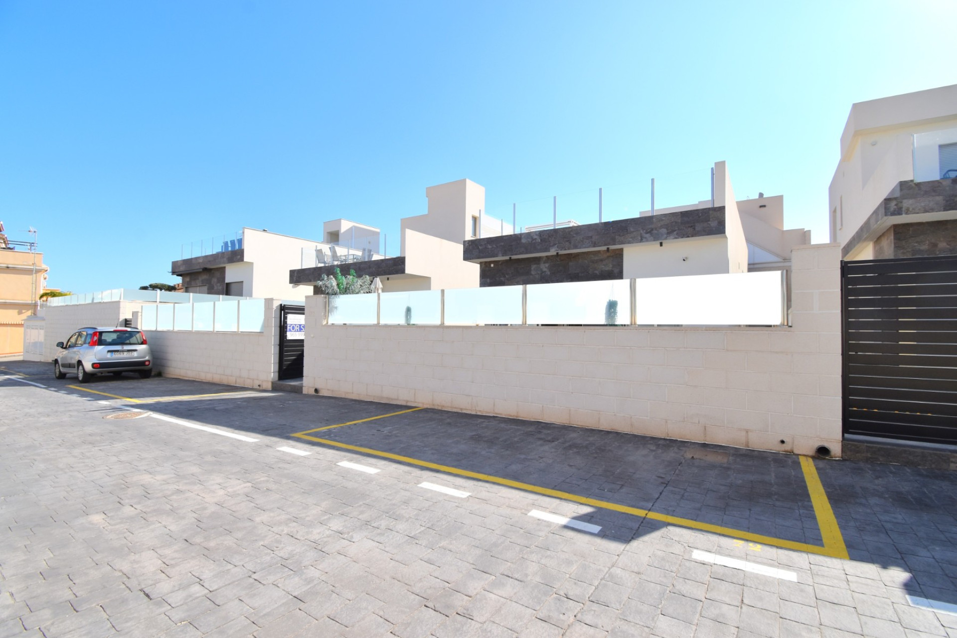 Herverkoop - Detached Villa - Orihuela Costa - Villamartin