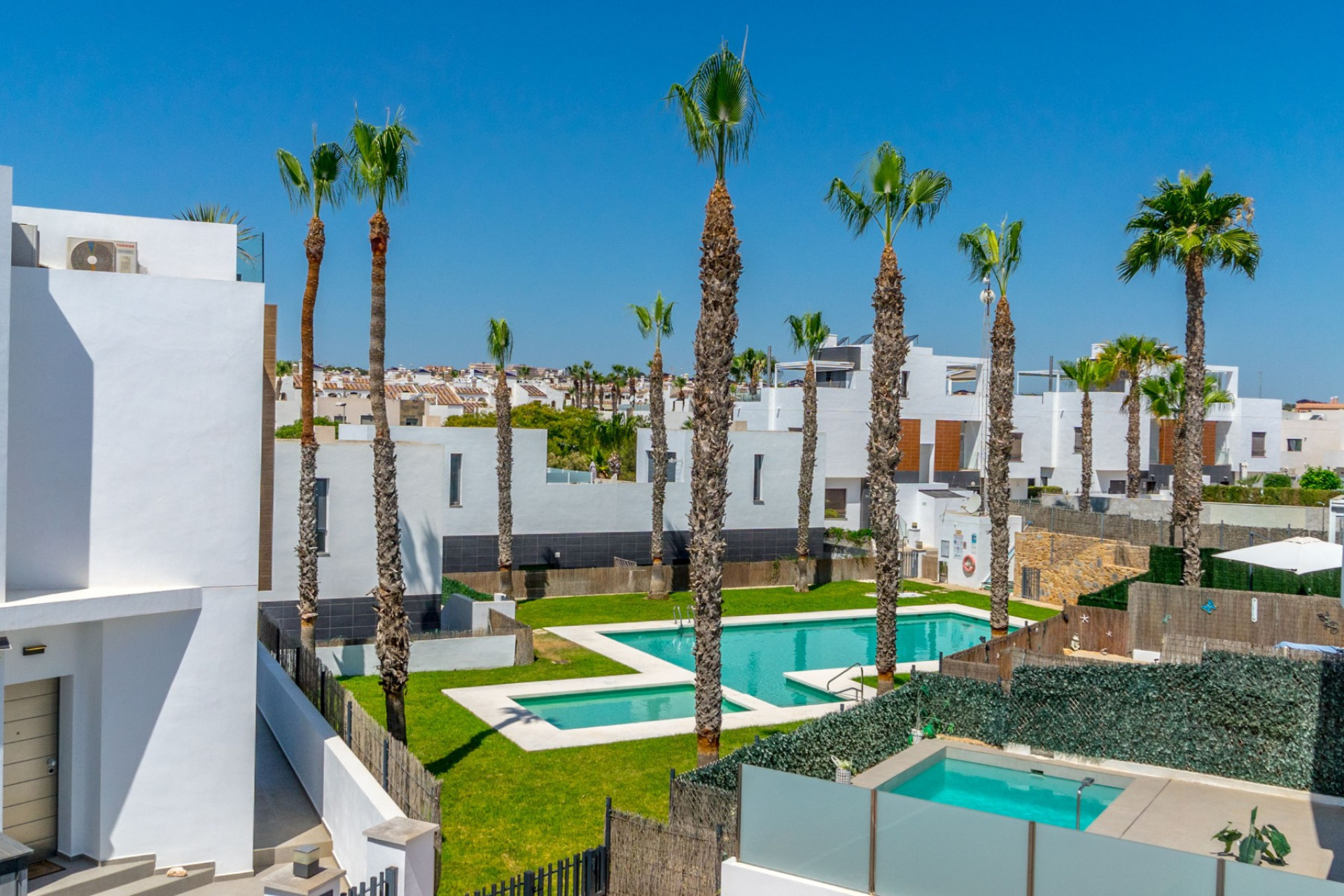 Herverkoop - Detached Villa - Orihuela Costa - Villamartin