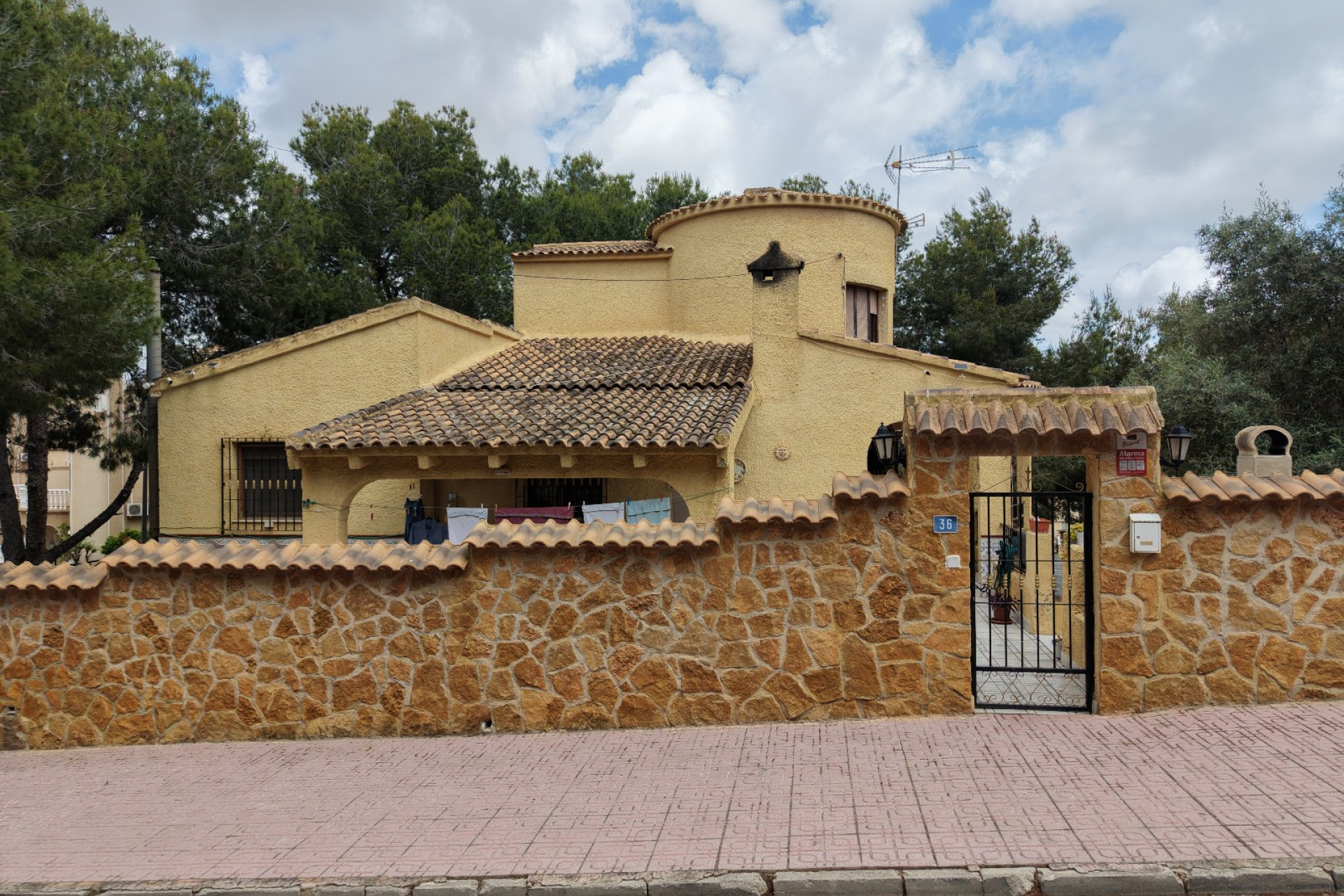 Herverkoop - Detached Villa - Orihuela Costa - Villamartin