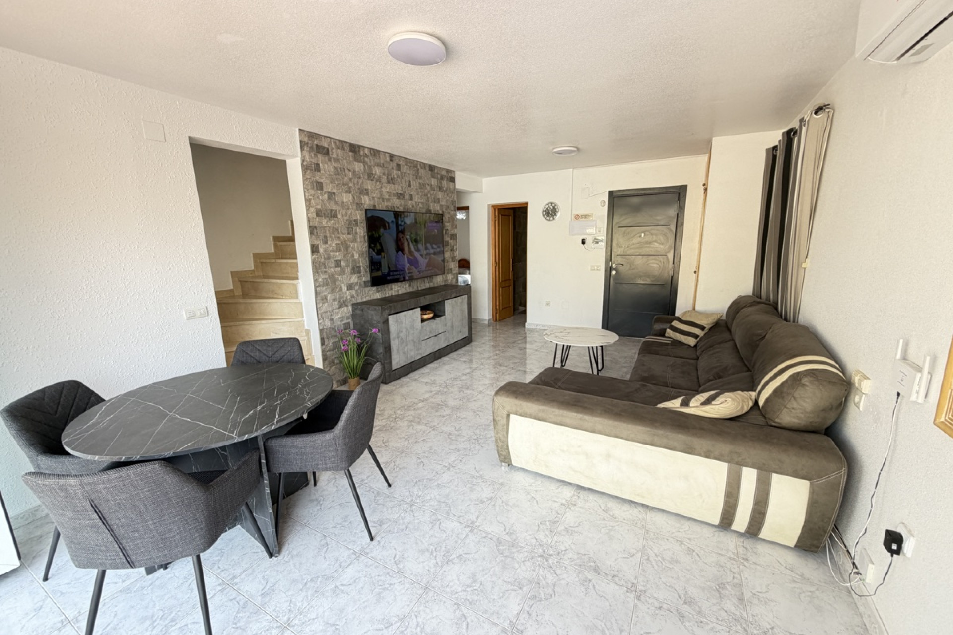 Herverkoop - Detached Villa - Orihuela Costa - Villamartin
