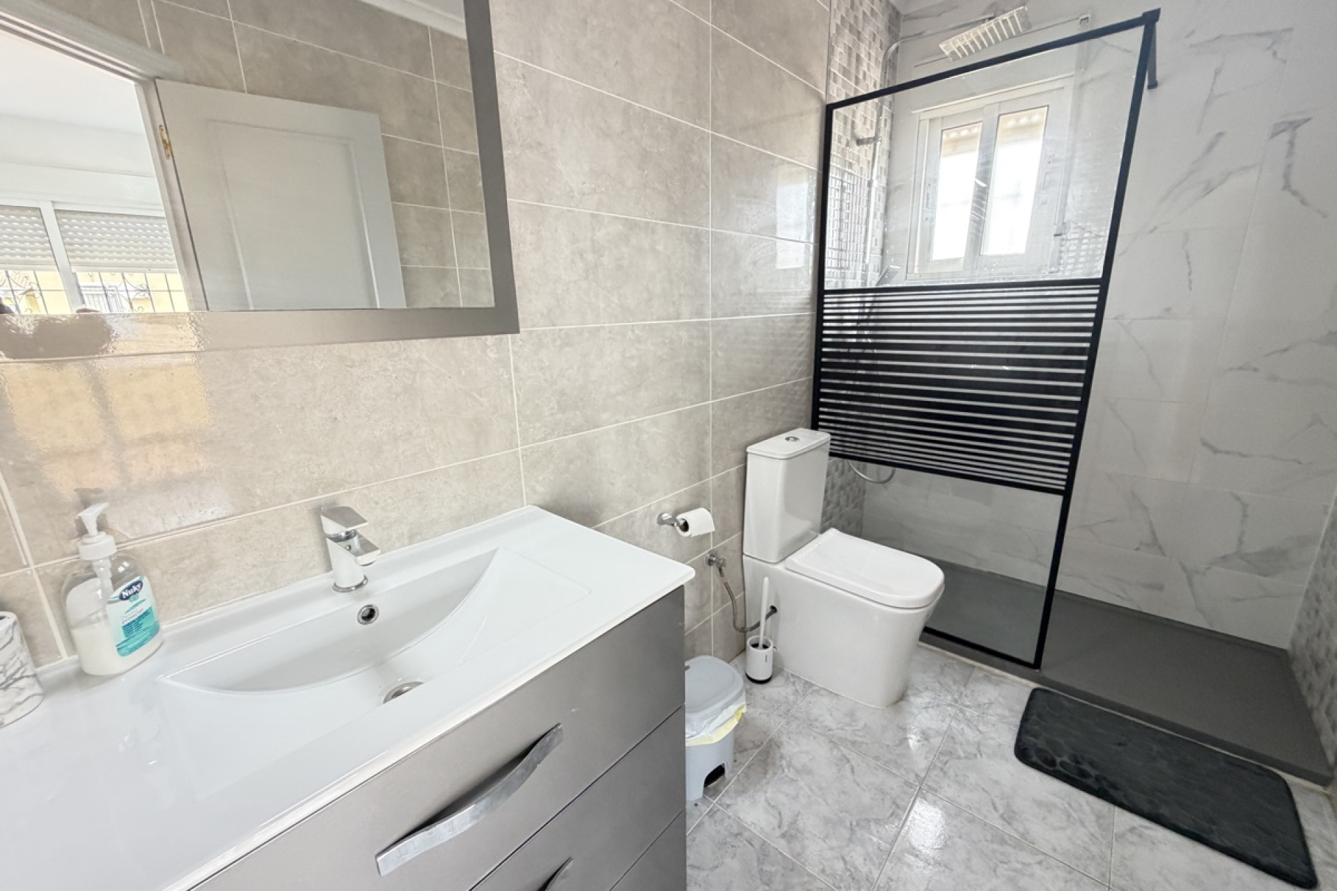 Herverkoop - Detached Villa - Orihuela Costa - Villamartin