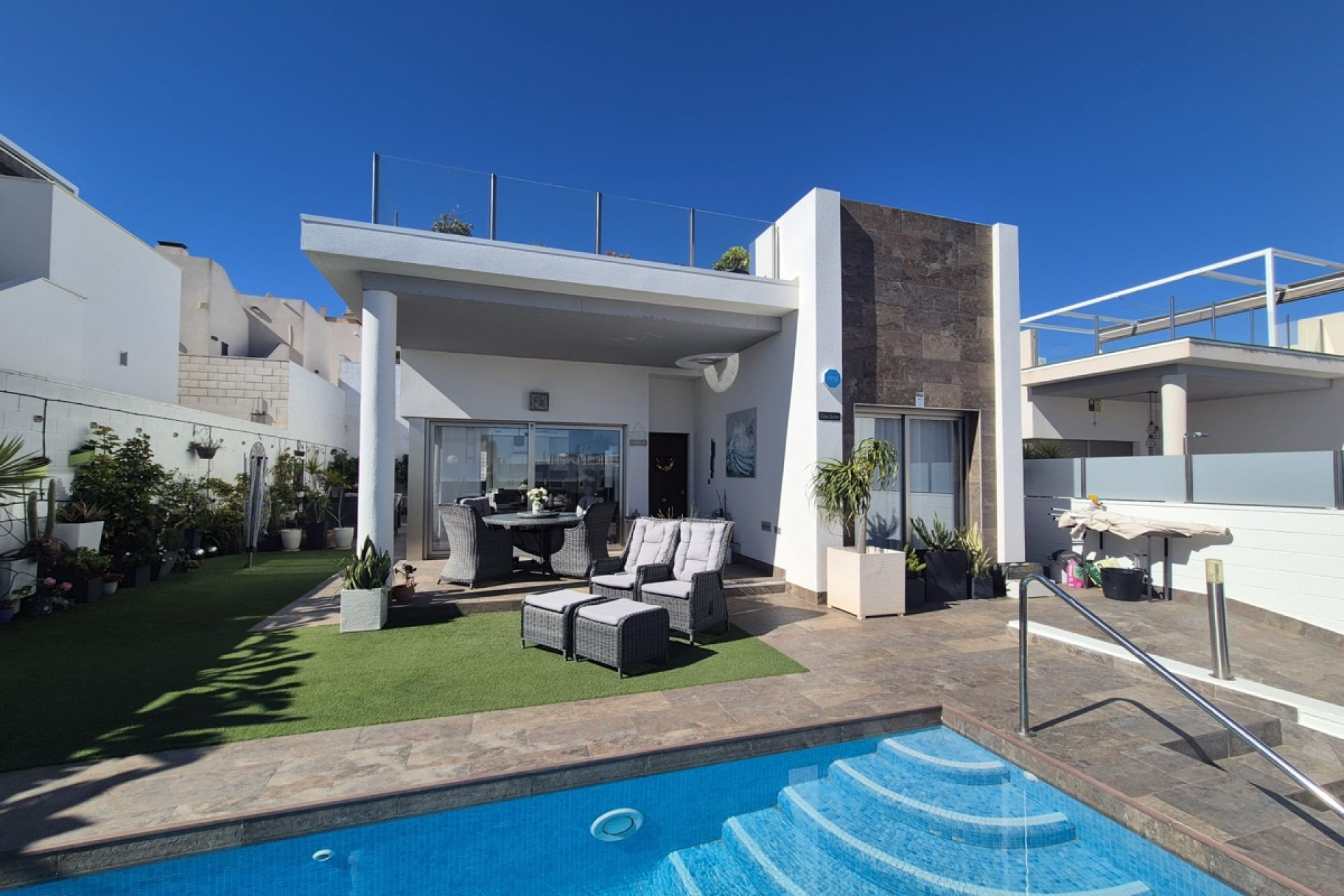 Herverkoop - Detached Villa - Orihuela Costa - Villamartin