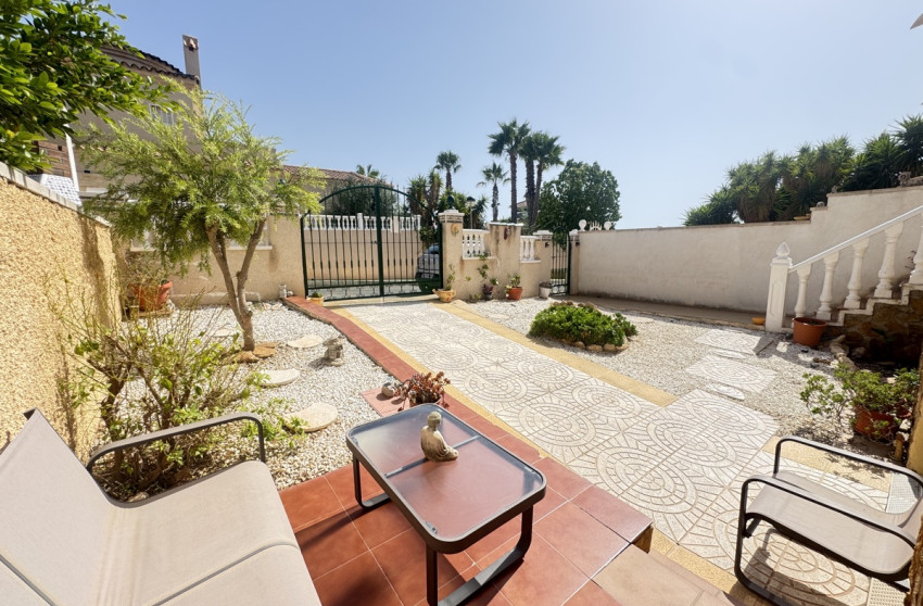 Herverkoop - Detached Villa - Orihuela Costa - Villamartin