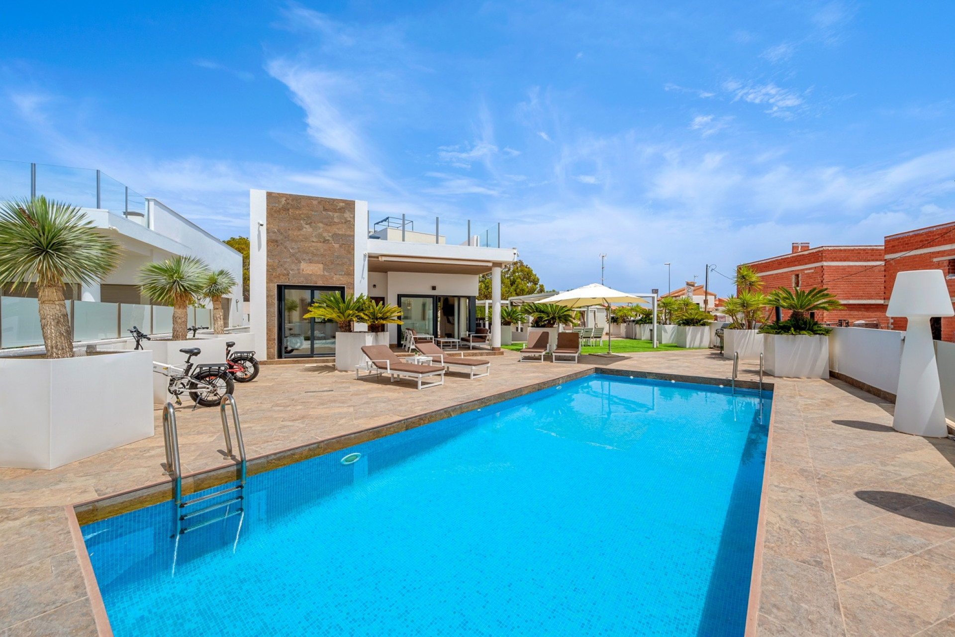 Herverkoop - Detached Villa - Orihuela Costa - Villamartin