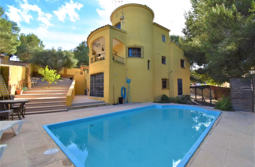 Herverkoop - Detached Villa - Orihuela Costa - Villamartin