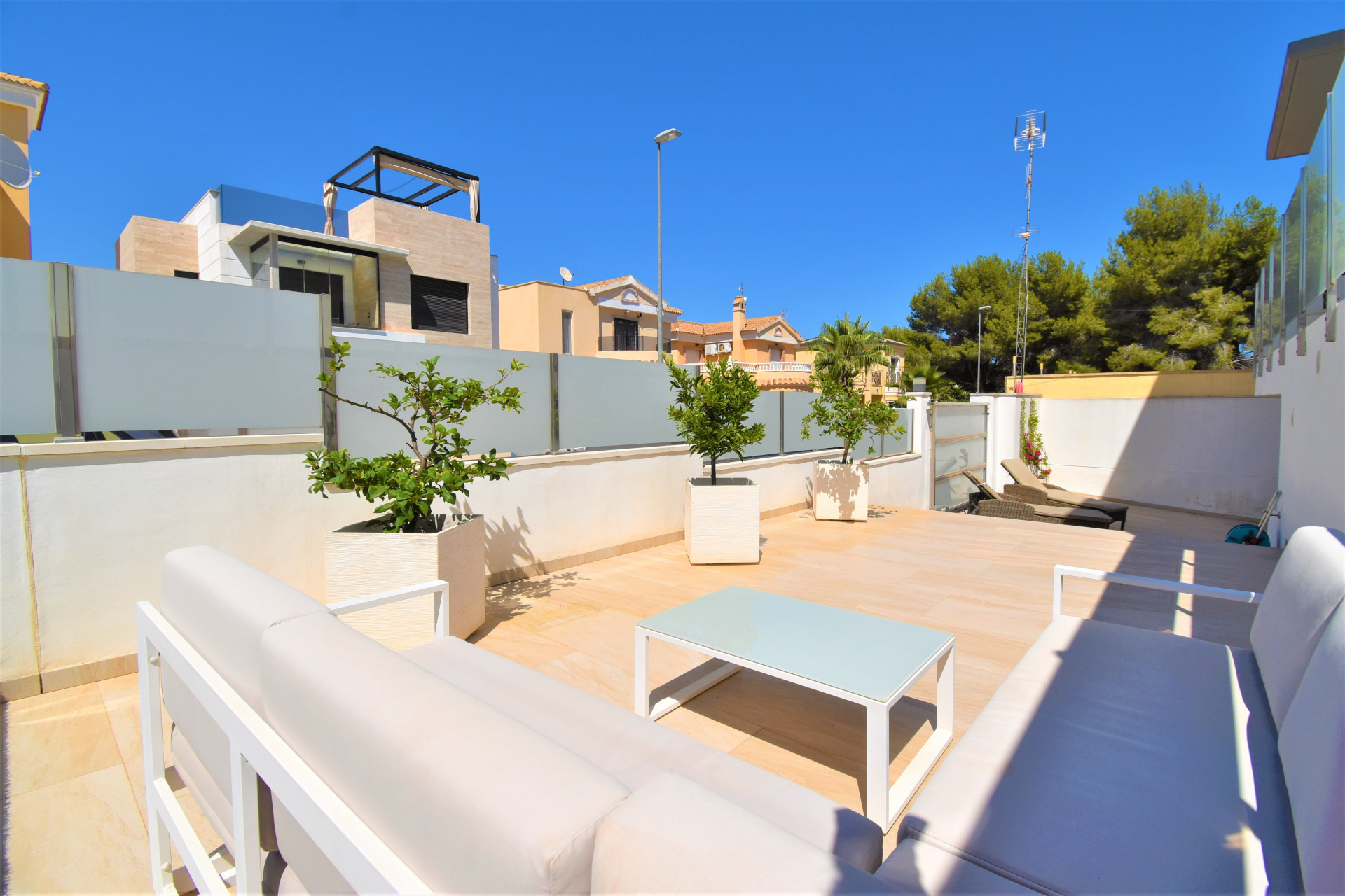 Herverkoop - Detached Villa - Orihuela Costa - Villamartin