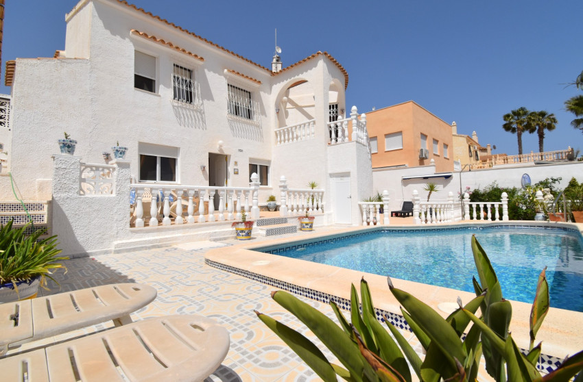 Herverkoop - Detached Villa - Orihuela Costa - Villamartin