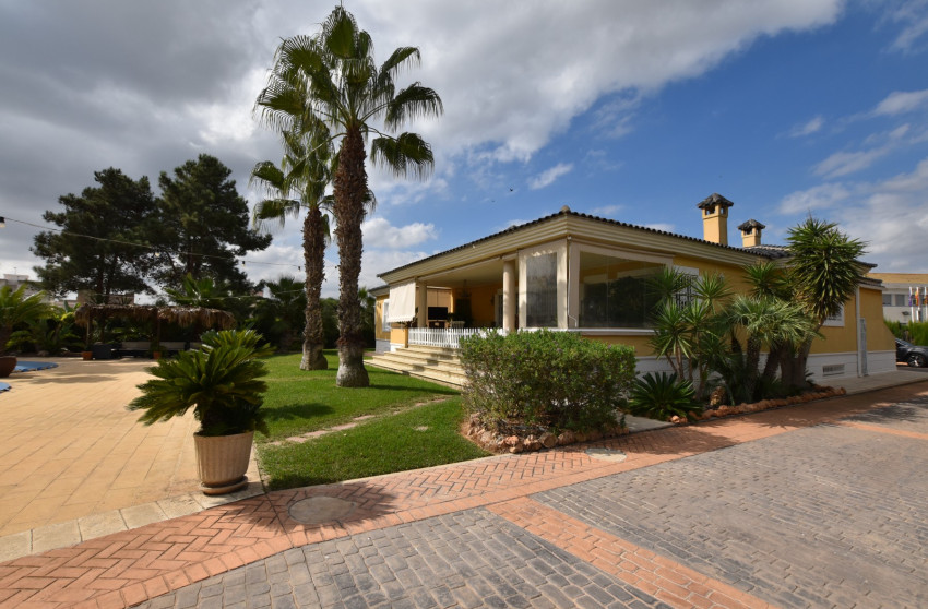 Herverkoop - Detached Villa - San Fulgencio