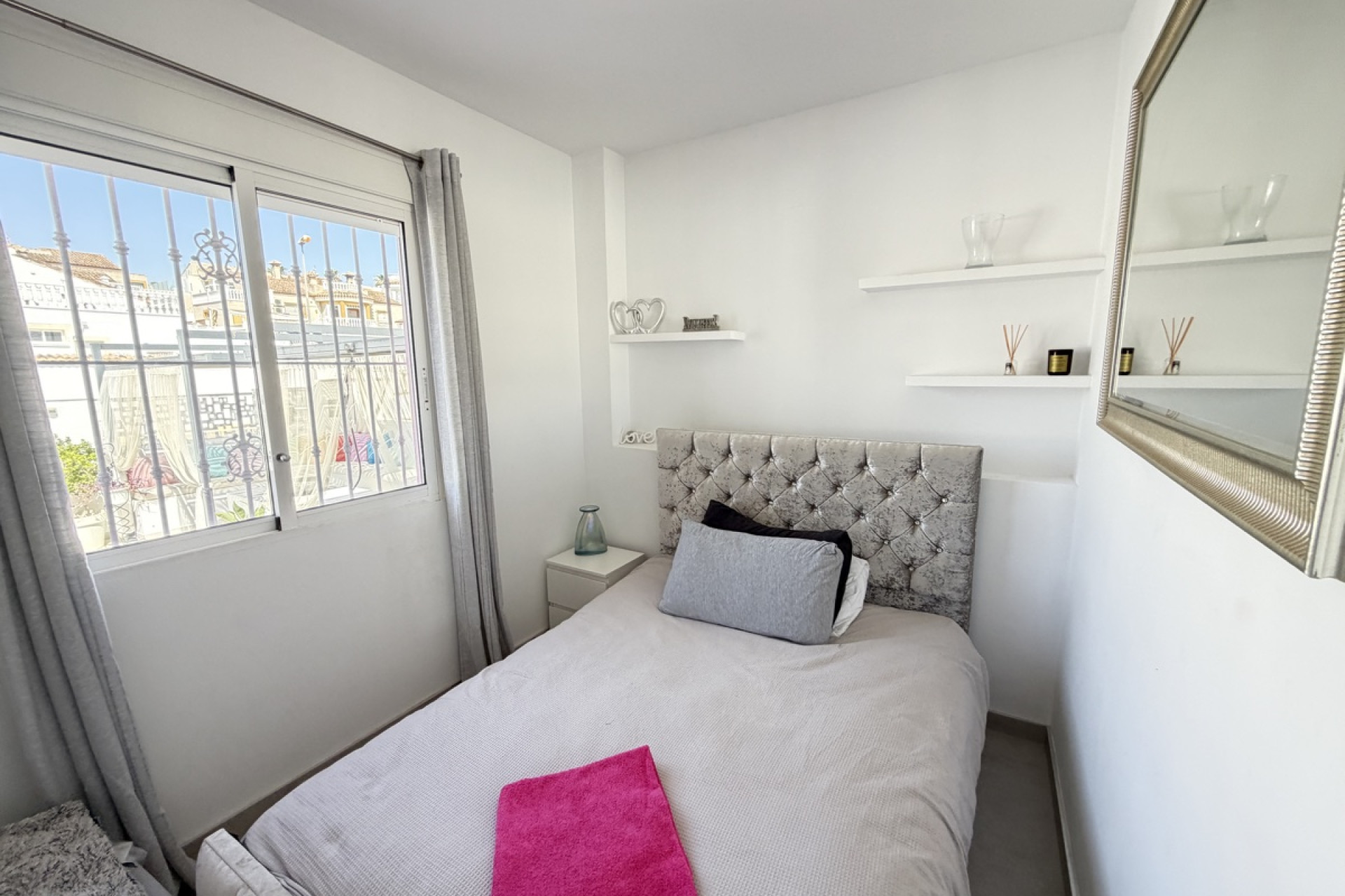 Herverkoop - Detached Villa - San Miguel de Salinas - Lake View Mansions