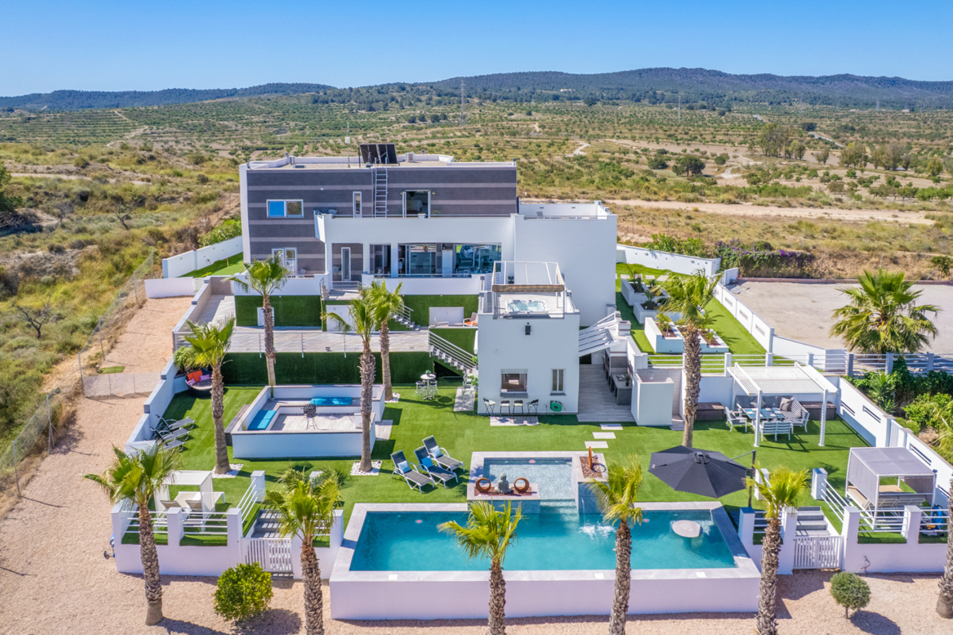 Herverkoop - Detached Villa - Torremendo - Torremendo - Country
