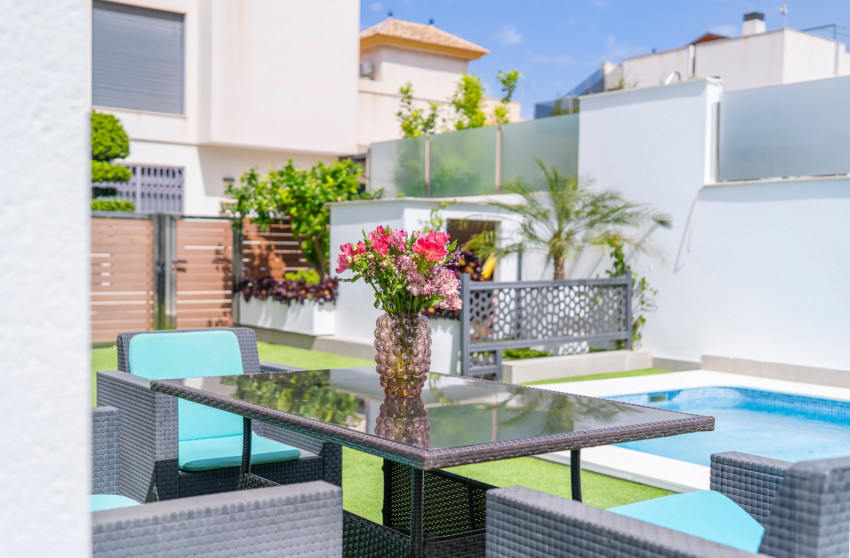 Herverkoop - Detached Villa - Torrevieja - Aguas Nuevas