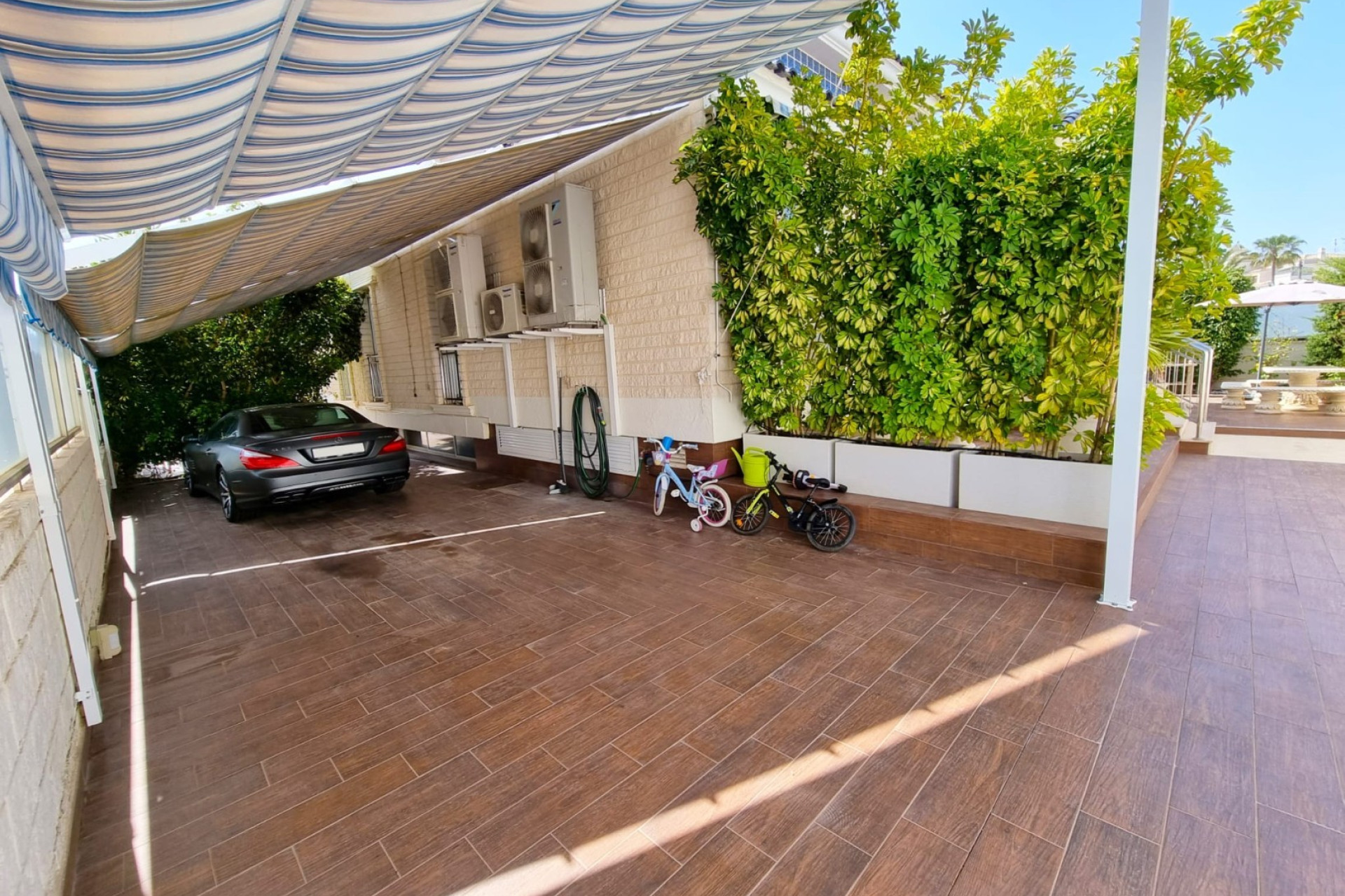 Herverkoop - Detached Villa - Torrevieja - La Mata - Town