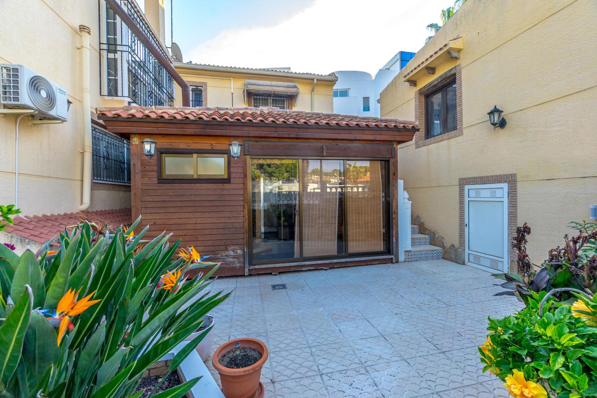 Herverkoop - Detached Villa - Torrevieja - Los Balcones