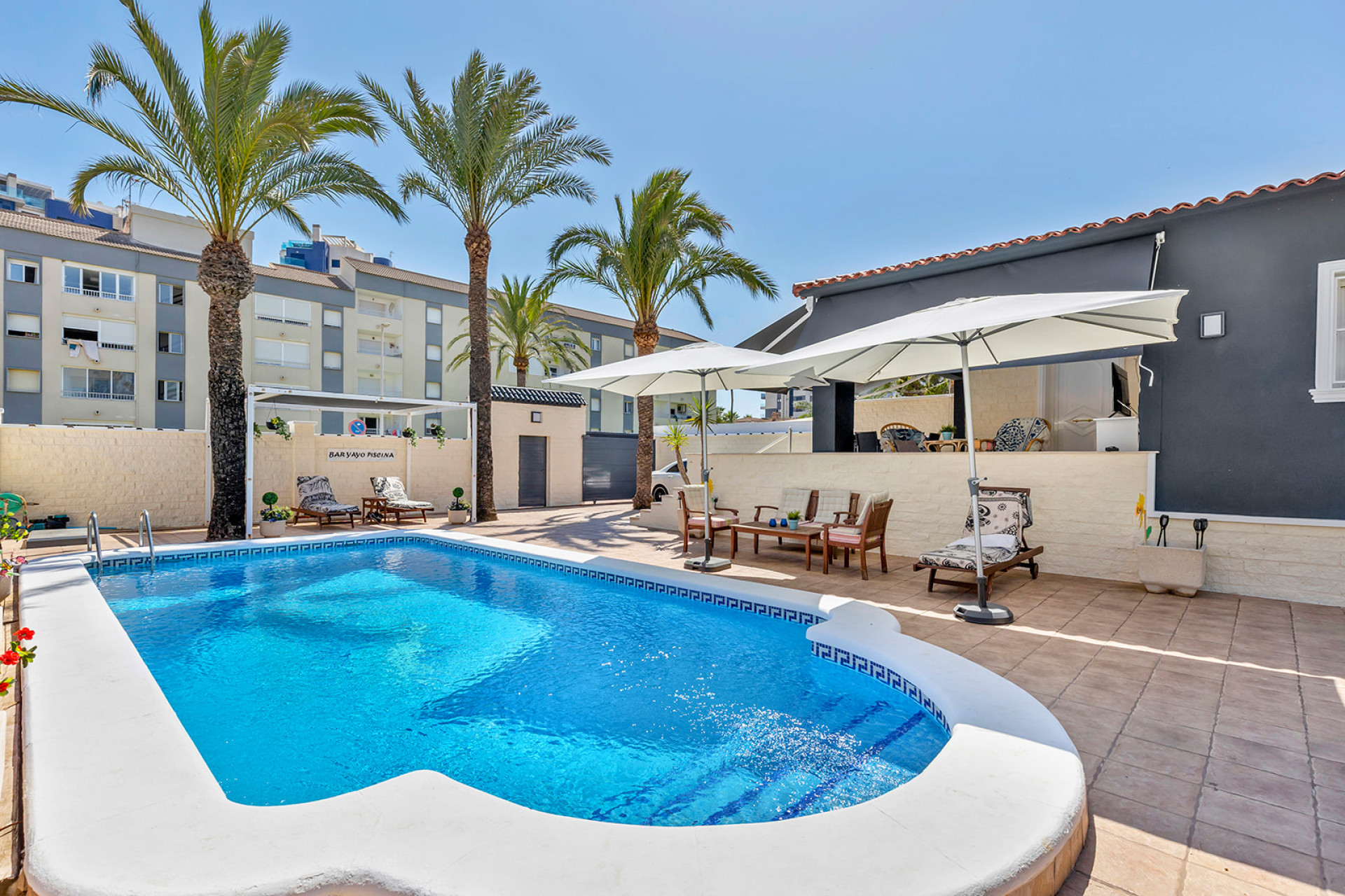 Herverkoop - Detached Villa - Torrevieja - Rocio del Mar