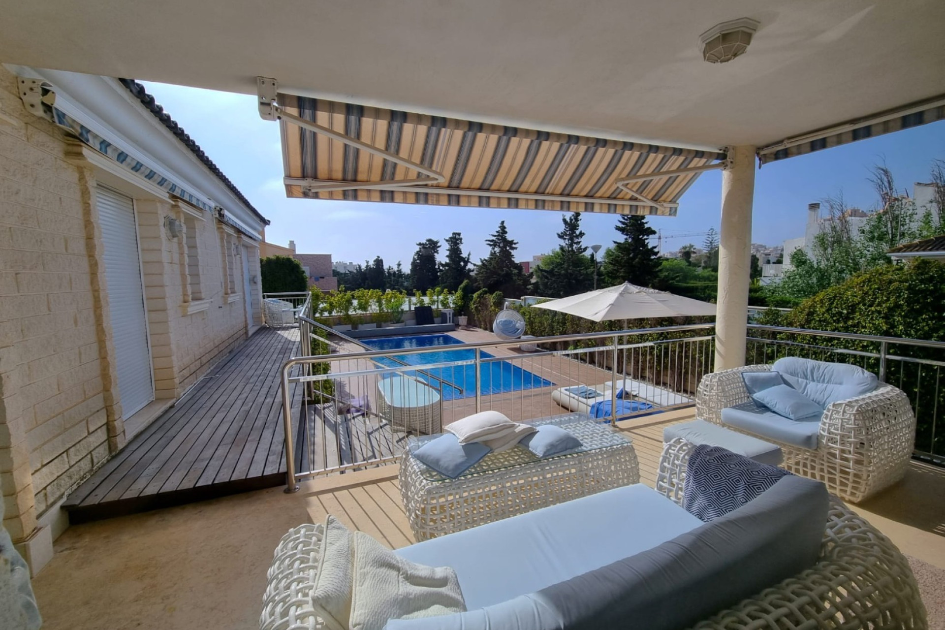 Herverkoop - Detached Villa - Torrevieja - Torre La Mata