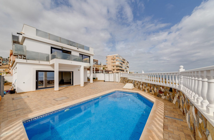Herverkoop - Detached Villa - Torrevieja - Torre La Mata