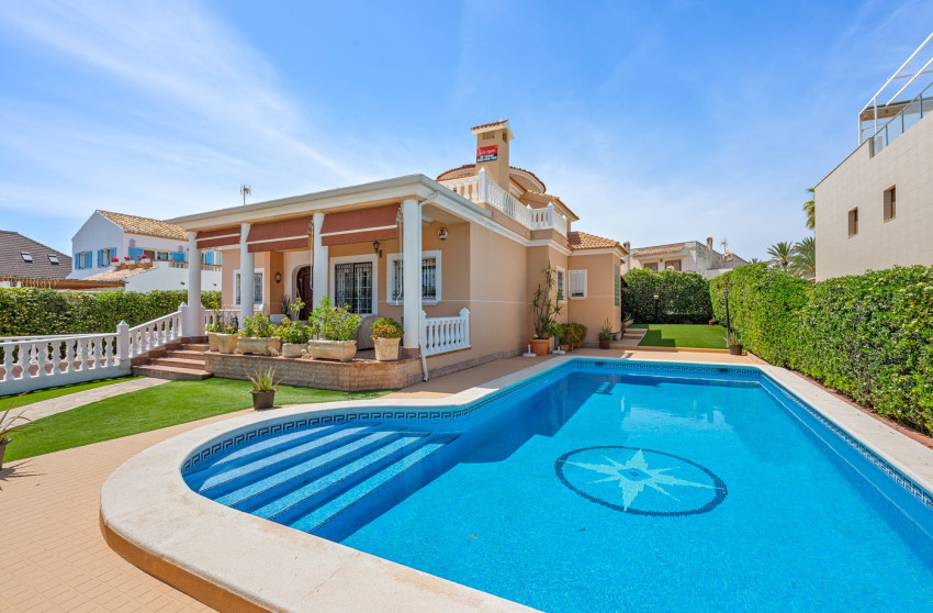 Herverkoop - Detached Villa - Torrevieja - Torre La Mata