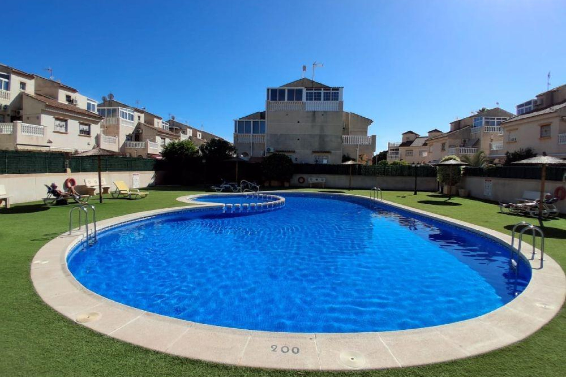 Herverkoop - duplex - Torrevieja - El limonar