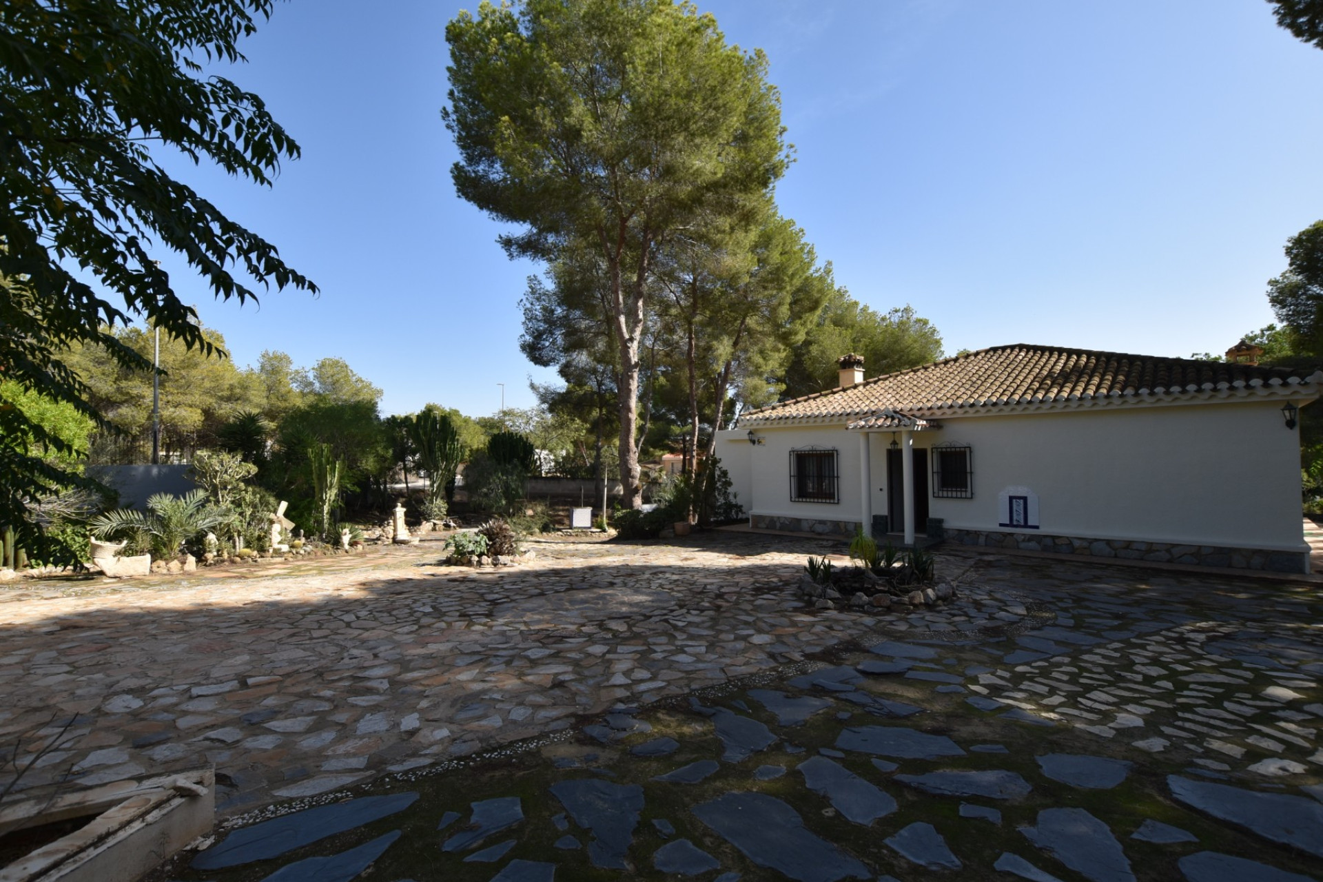 Herverkoop - Finca - Algorfa - Montemar